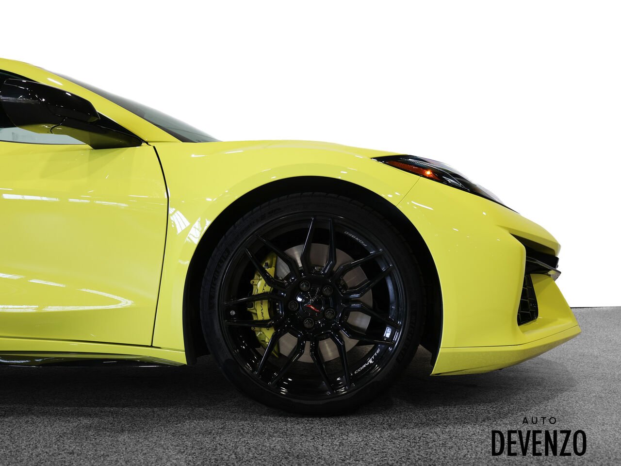 2024 Chevrolet Corvette Yellow Saint-Eustache - photo #8