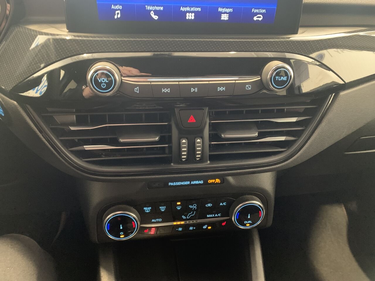 2023 Ford Escape ESCAPE ST-LINE HYBRIDE AWD Red Châteauguay - photo #31
