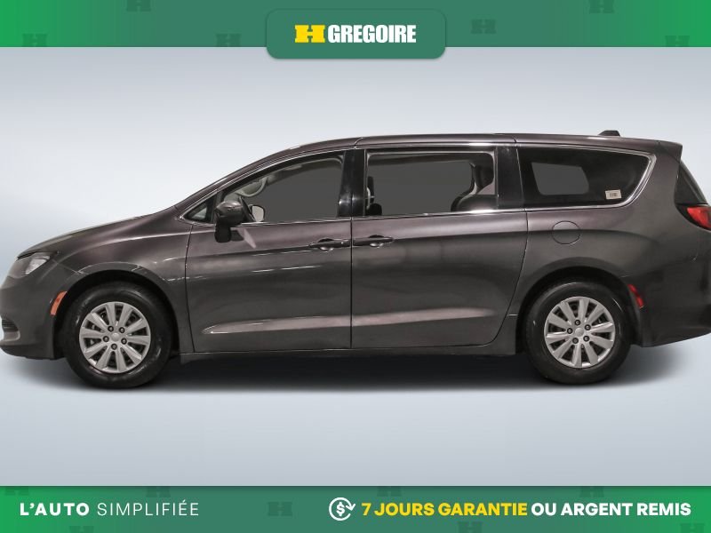2021 Chrysler Grand Caravan Black Saint-Eustache - photo #4