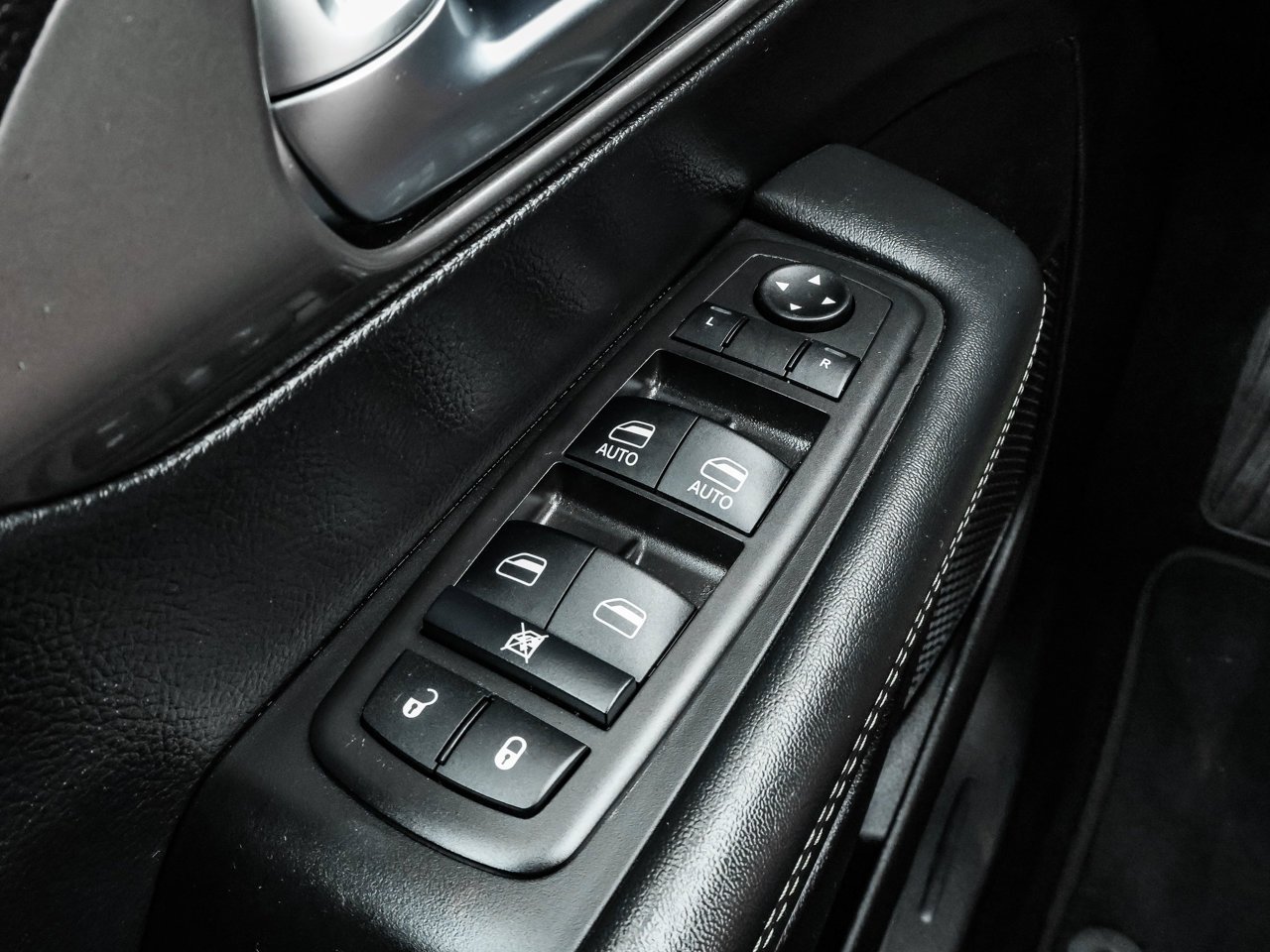 2025 Chrysler Grand Caravan SXT 2WD Black Sherwood Park - photo #19