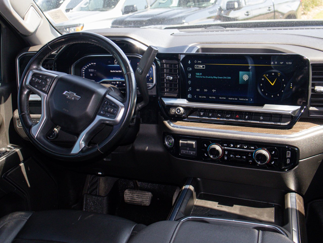 2024 Chevrolet Silverado 2500HD 4WD Crew Cab 159 LT Black Sherwood Park - photo #30