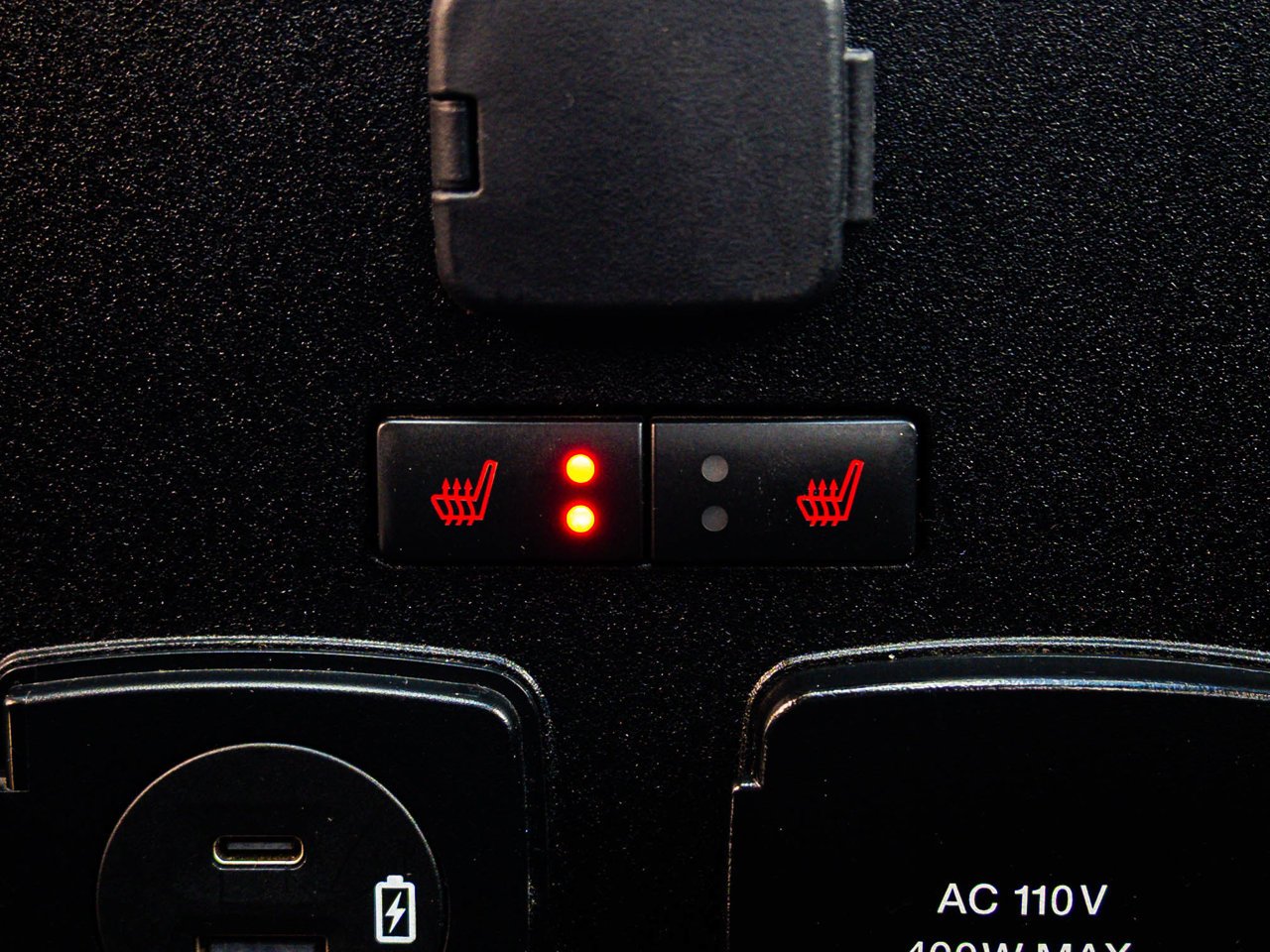 2022 Ford Super Duty F-350 SRW Platinum 4WD Crew Cab 6.75' Box Black Sherwood Park - photo #30