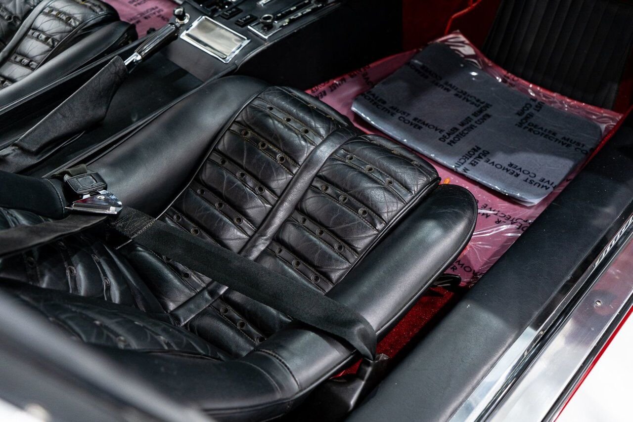 1973 Ferrari 365 GTB4 Daytona 18,301 miles With Orig Books/Tools/ Carbs / Filter Box Red Montreal - photo #59
