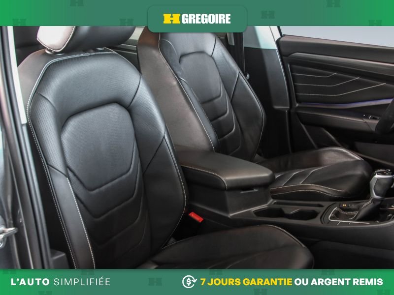 Volkswagen Jetta 2022 Gris Laval - photo #27