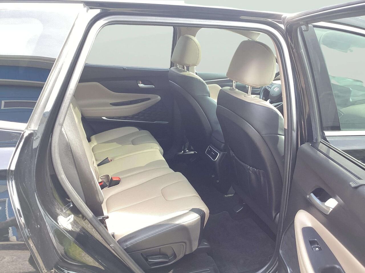 HYUNDAI SANTA FE SEL PREMIUM 2023 Noir Gatineau - photo #17