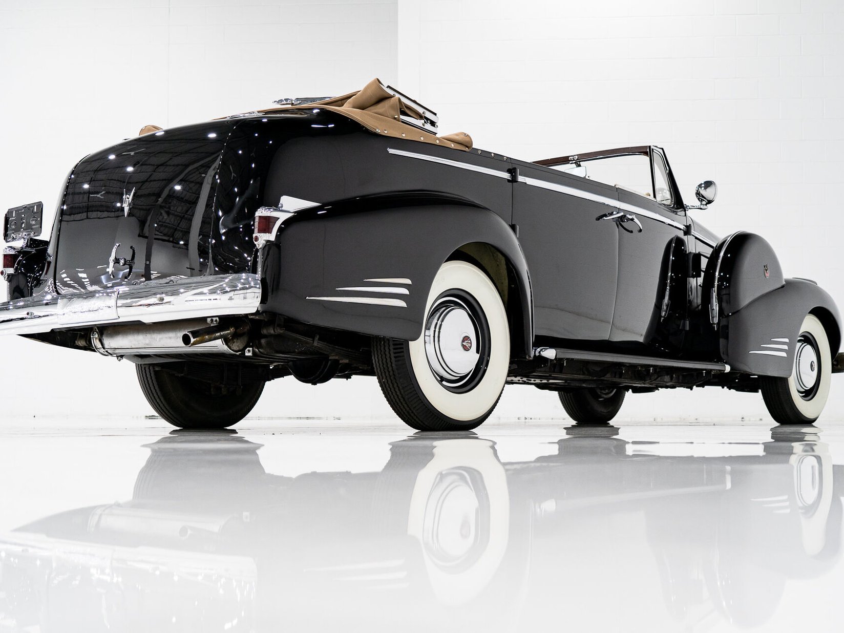 1938 Cadillac Series 90 **PRICE IN USD**1 of 13 V16 Black Montreal - photo #44