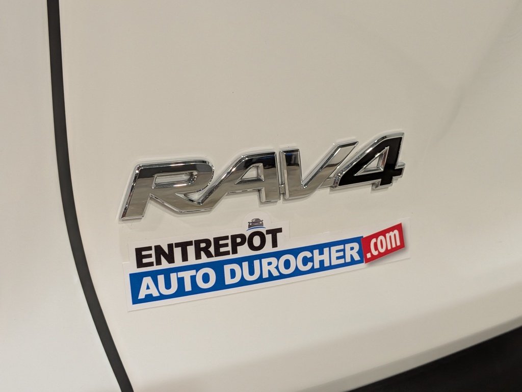 2024 Toyota RAV4 LE AWD White Val-David - photo #32