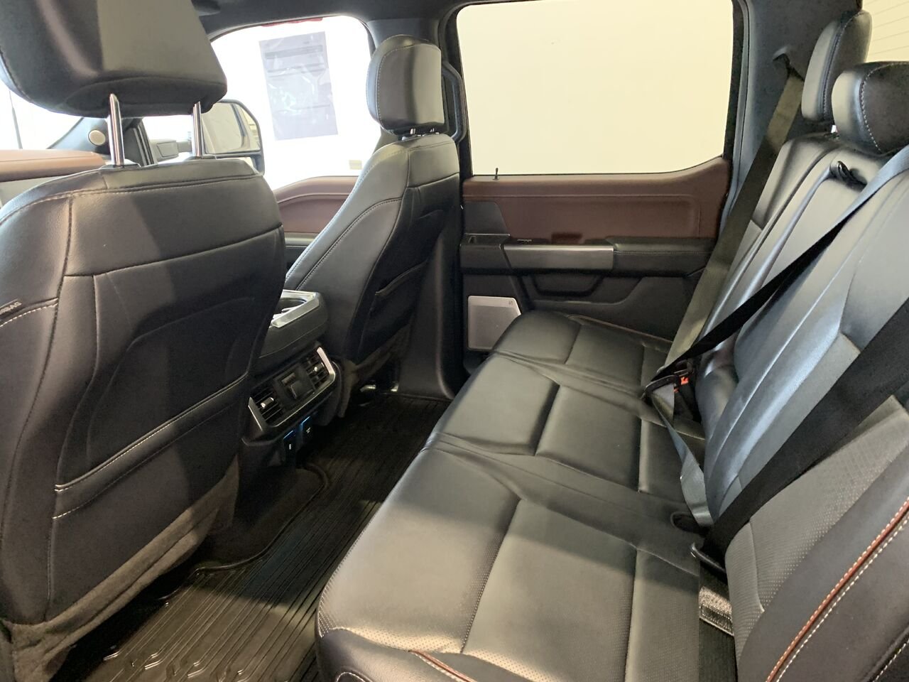 Ford F-150 SUPERCREW LARIAT LARIAT, 502A, SPORT 2023 Noir Châteauguay - photo #30