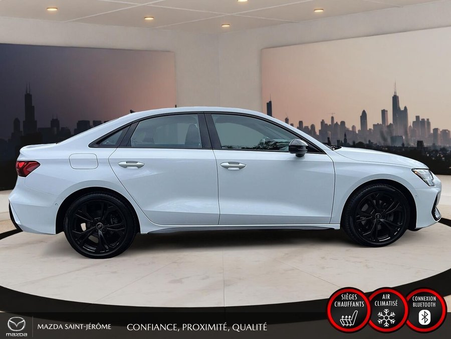 Audi A3 berline Technik 40 TFSI quattro | TOIT OUVRANT | MAGS NOIR | 2025 Blanc