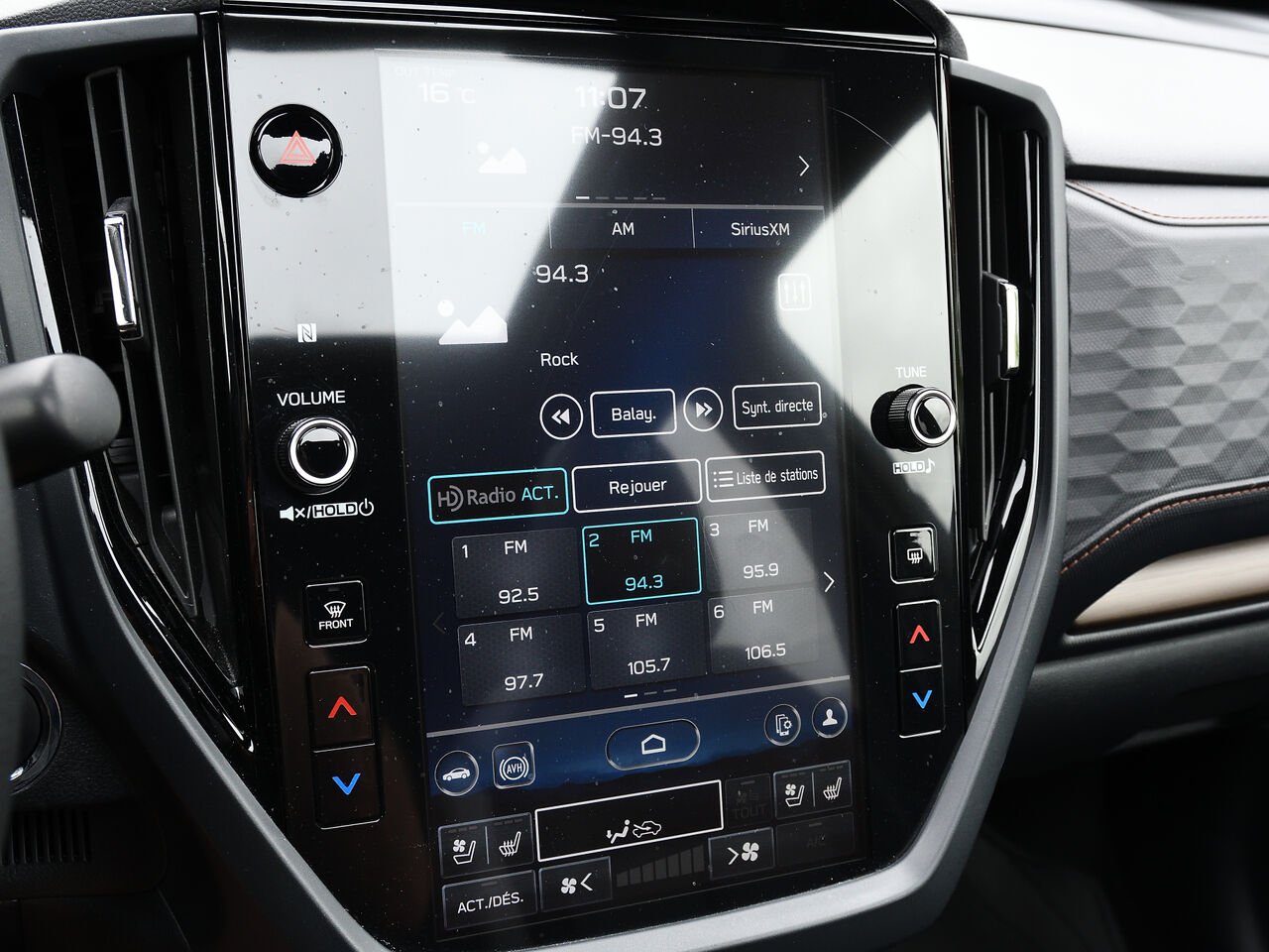 2025 Subaru Forester Premier e_BOXER hybride Black Saint-Hyacinthe - photo #21