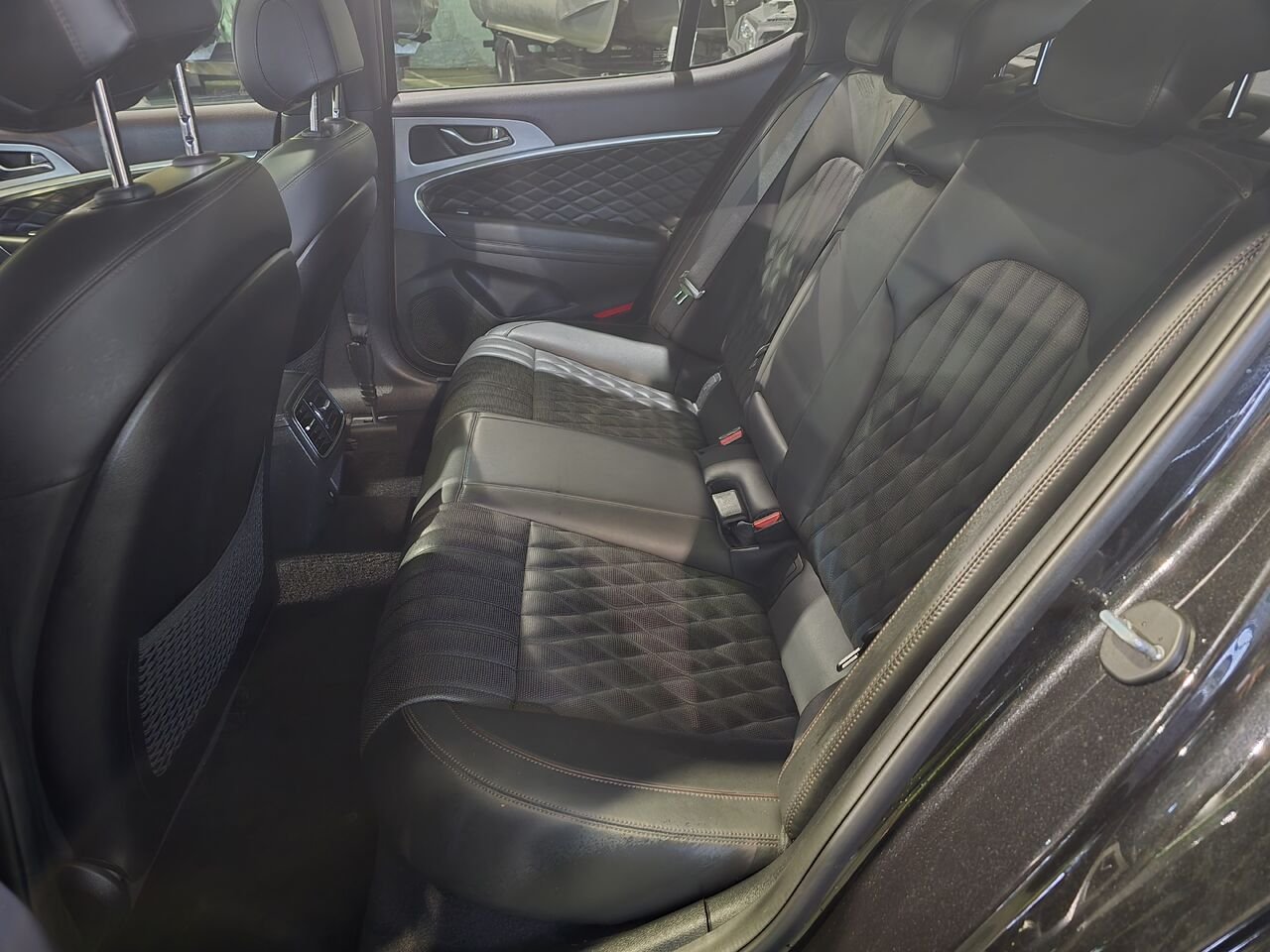 Genesis G70 2019 Noir Longueuil, - photo #10
