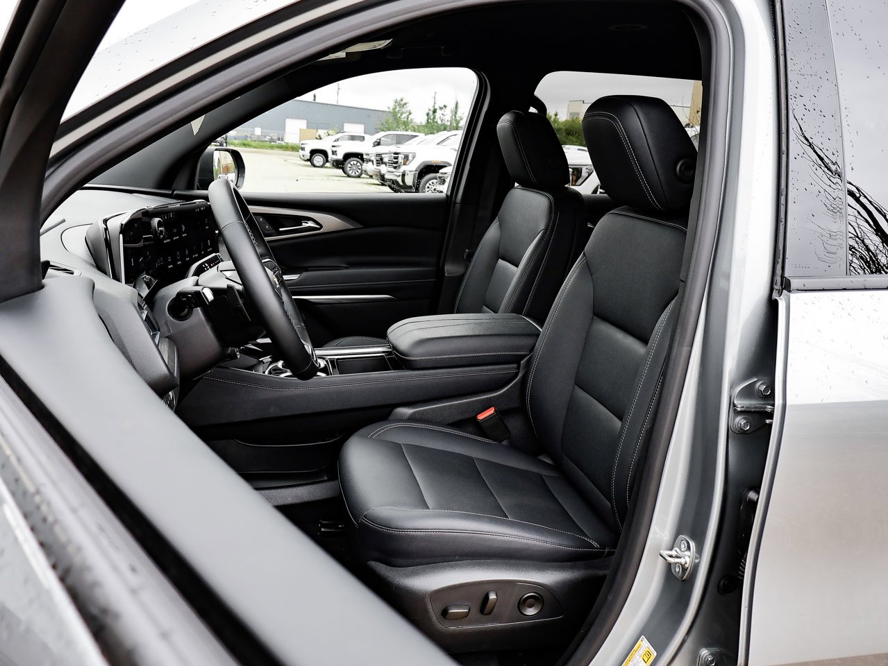 2026 Chevrolet Traverse AWD 4dr LT Grey Sherwood Park - photo #15