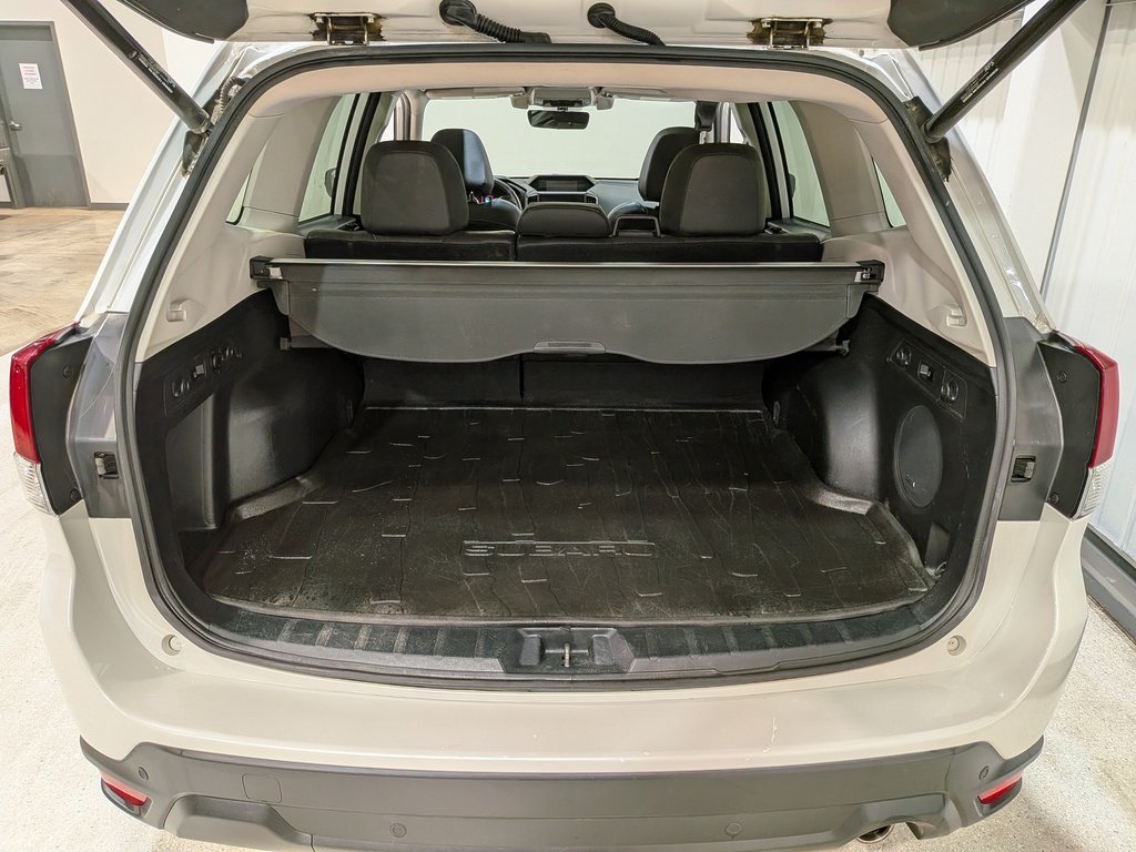 2019 Subaru Forester 2.5i Limited w/EyeSight Pkg White Val-David - photo #7