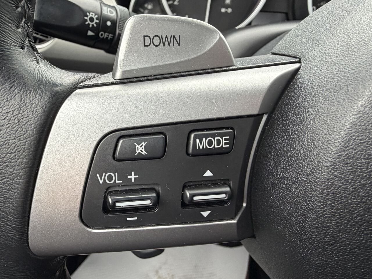 2009 Mazda MX-5 Black Ste-Marie - photo #11