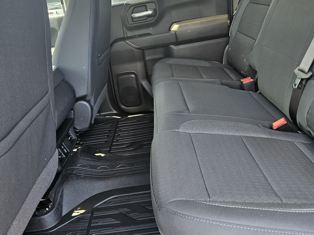 2026 GMC Sierra 1500 Pro cabine multiplace 4RM 157 po Onyx Black Thetford Mines - photo #16