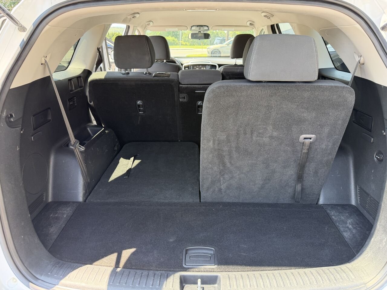 2020 Kia Sorento White Nantes - photo #11