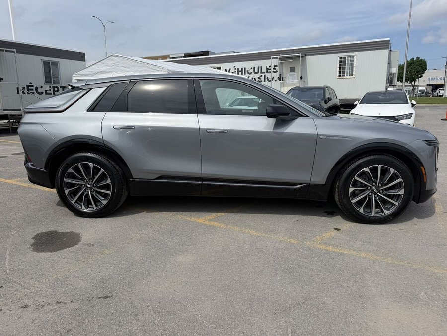 2024 Cadillac LYRIQ 2024 Silver