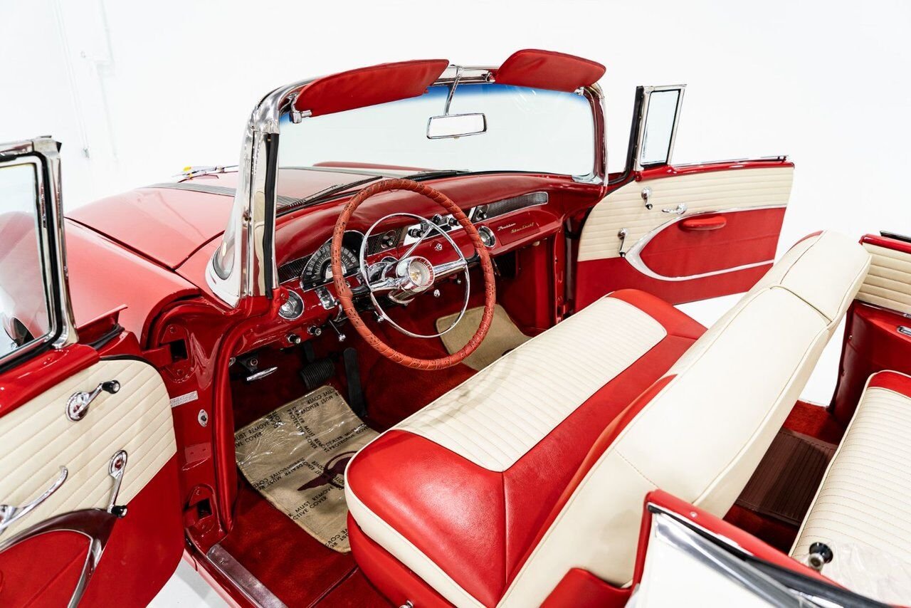 Pontiac Starchief **PRIX EN USD** Beautifully presented from former restoration 1955 Blanc Montréal - photo #7