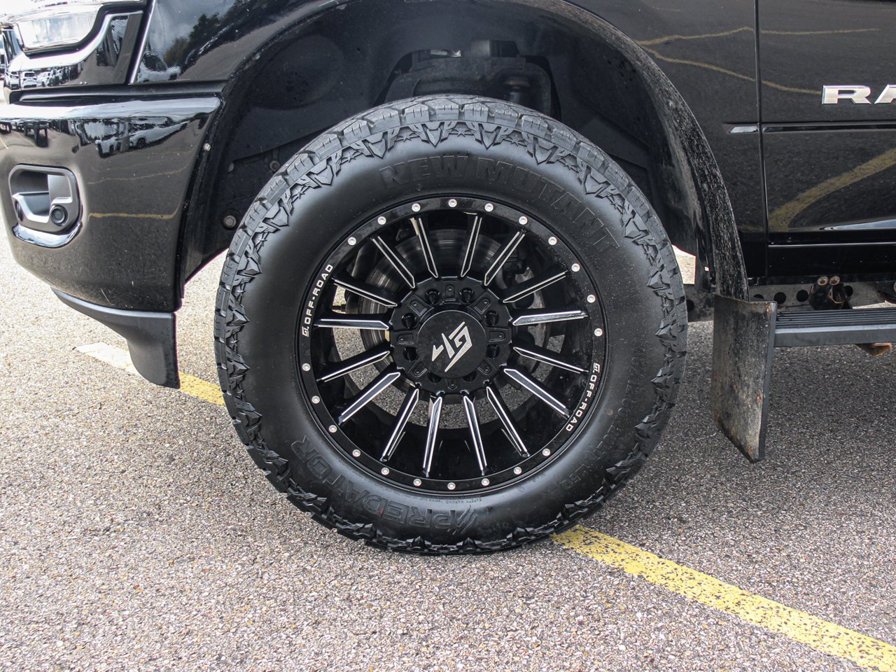 2024 Ram 3500 Big Horn 4x4 Reg Cab 8' Box Black Sherwood Park - photo #11