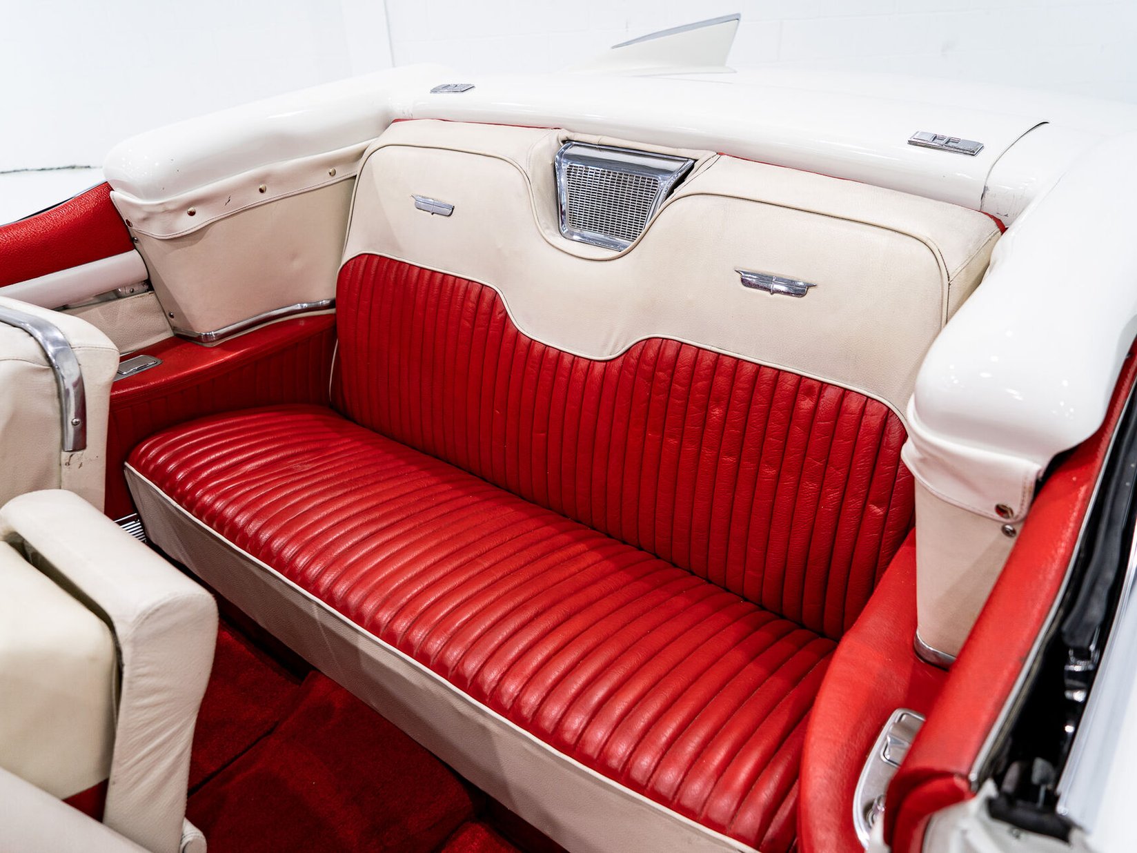 Cadillac Eldorado Biarittz One Of Just 1,800 Built **PRICE IN USD** 1957 Montréal - photo #13