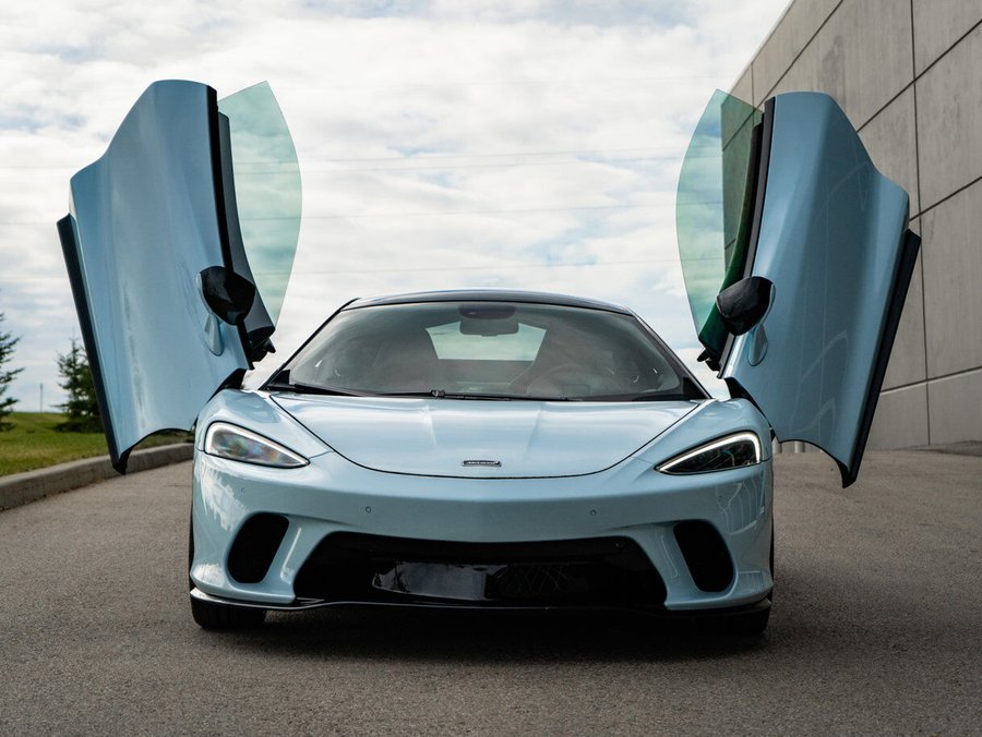 2020 McLaren GT 2020 White