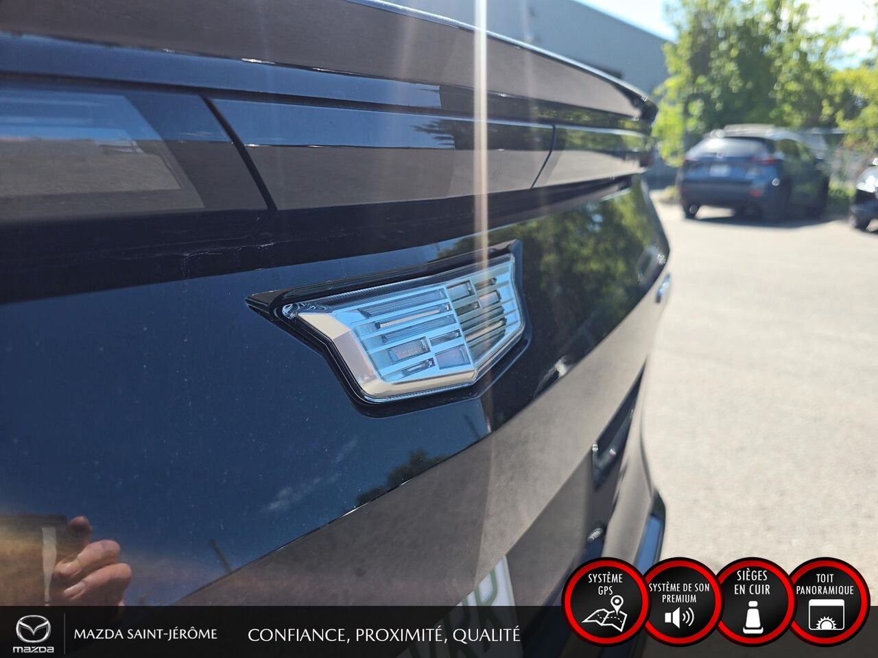 2025 Cadillac LYRIQ TRANSFERT DE BAIL $879/MOIS +TX BALANCE 12 MOIS Black Saint-Jérôme - photo #7