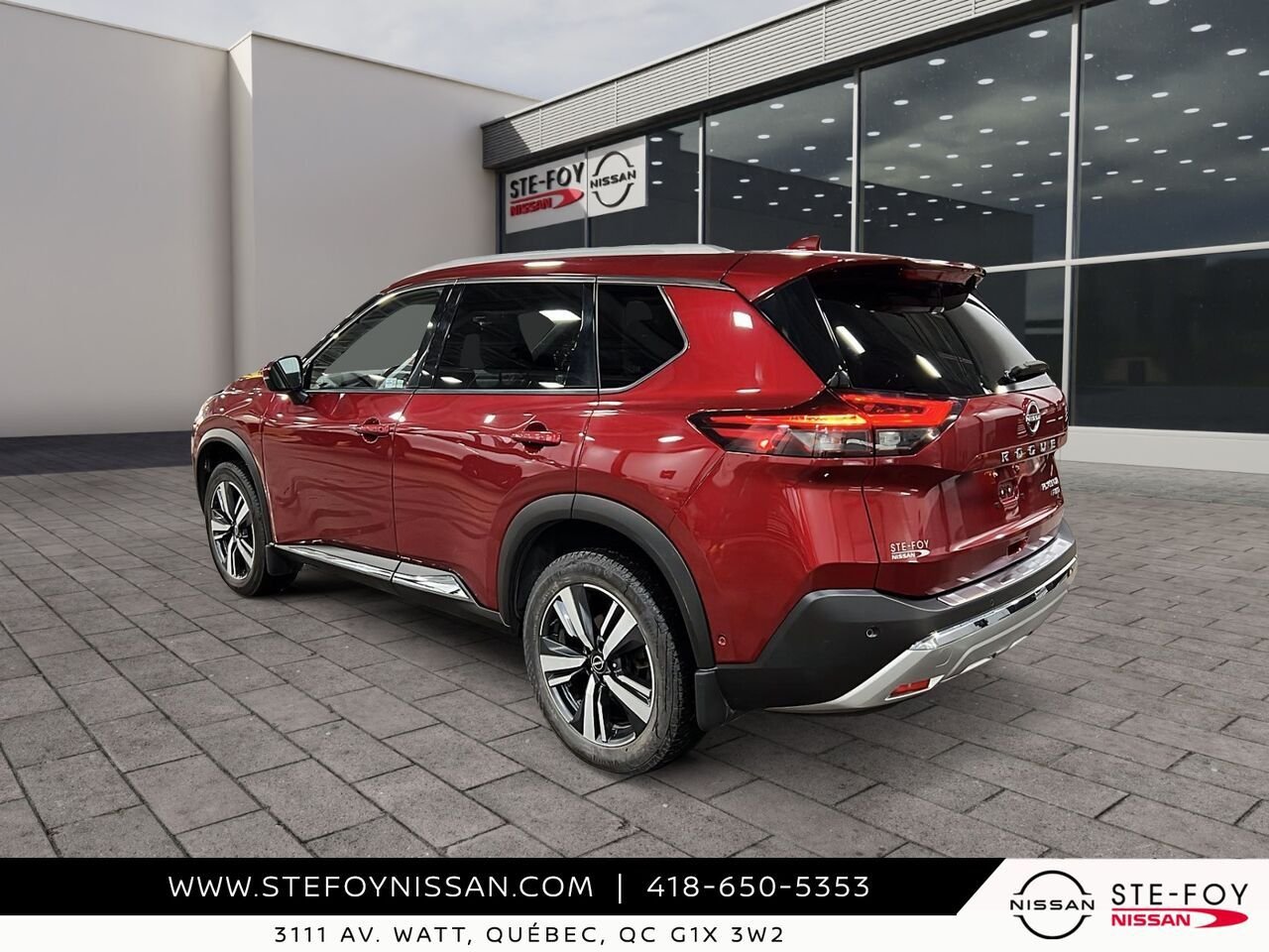2023 Nissan Rogue Platine 4WD Cuir Red Ste-Foy - photo #3