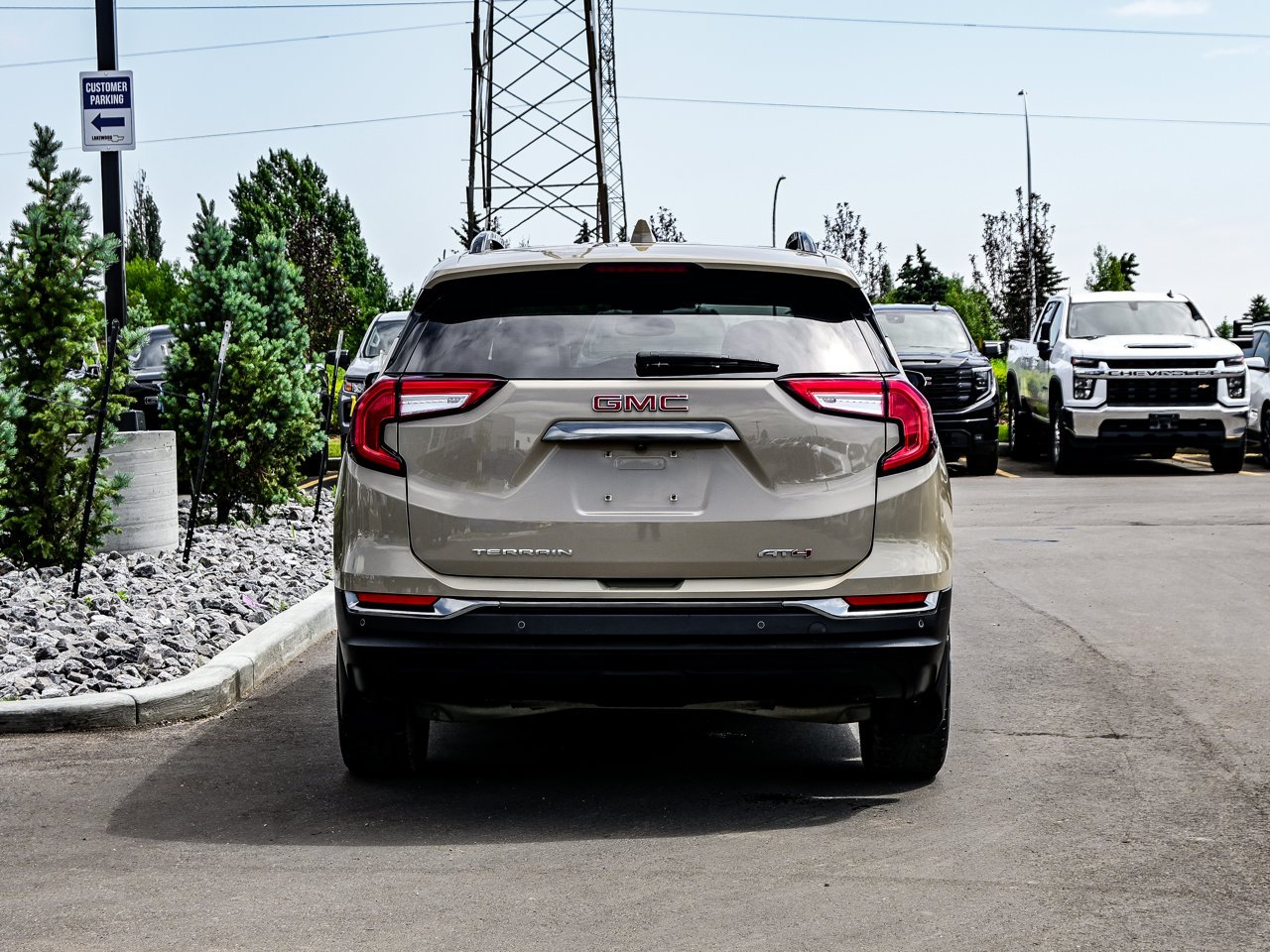 2022 GMC Terrain AWD 4dr AT4 Beige Sherwood Park - photo #12
