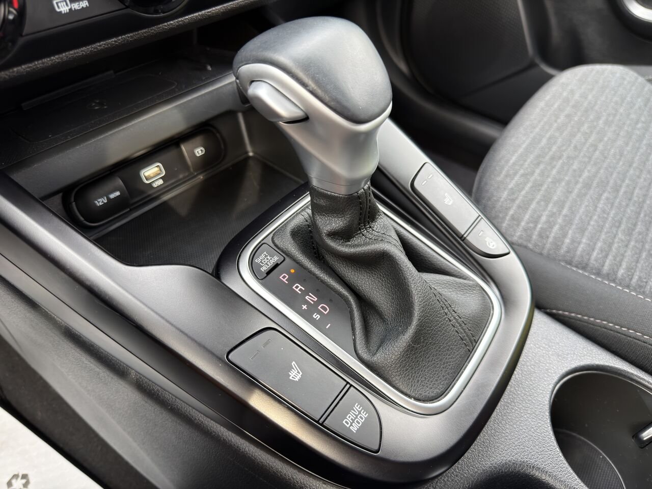 Kia Soul 2022 Blanc Thetford Mines - photo #25