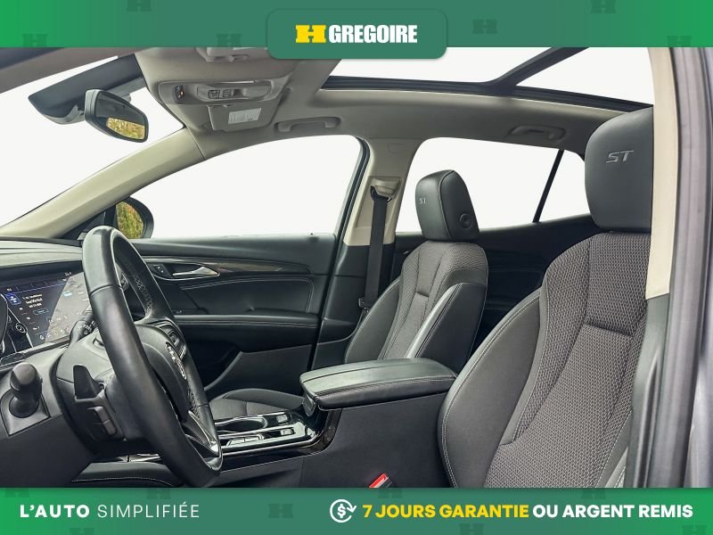 2022 Buick Envision Grey Blainville - photo #13