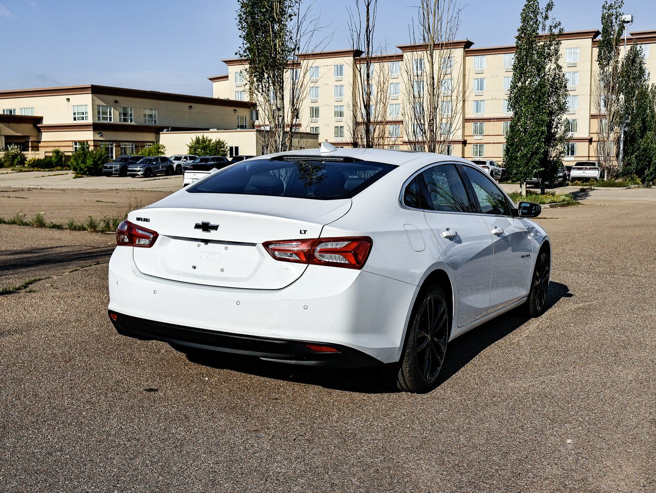 2024 Chevrolet Malibu 4dr Sdn 1LT White Sherwood Park - photo #12