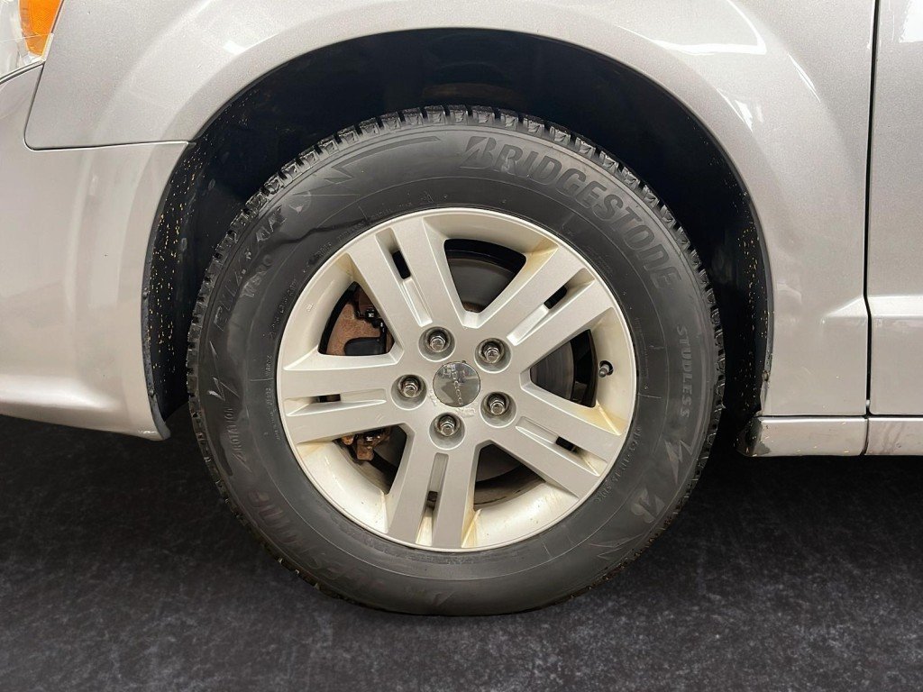 Dodge GRAND CARAVAN 2018 Gris Amos - photo #23