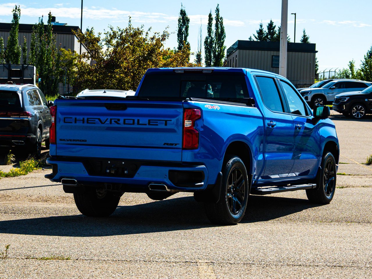 2026 Chevrolet Silverado 1500 4WD Crew Cab 147 RST Blue Sherwood Park - photo #12