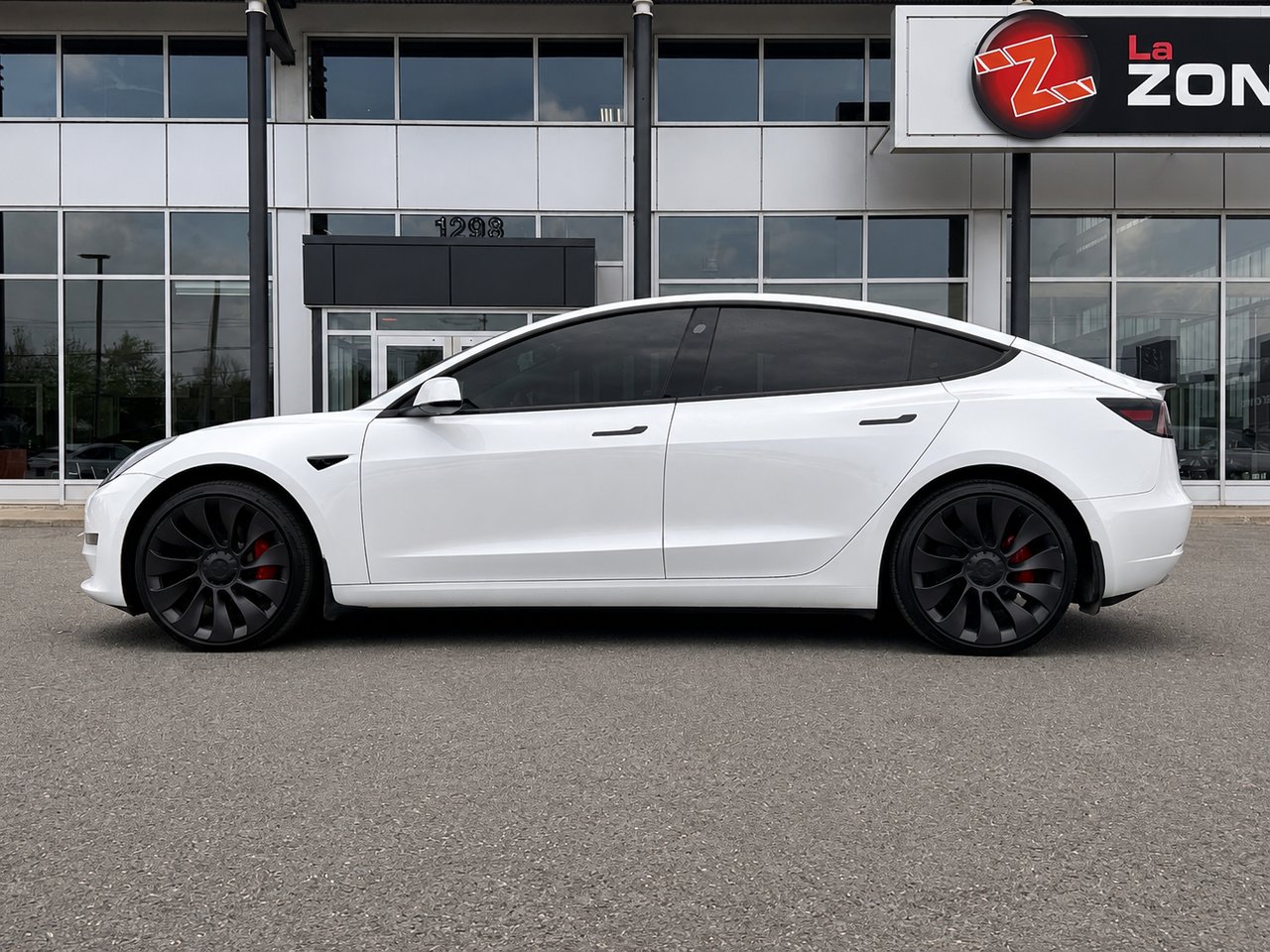 Tesla Model 3 Performance 2021 Blanc Granby - photo #2