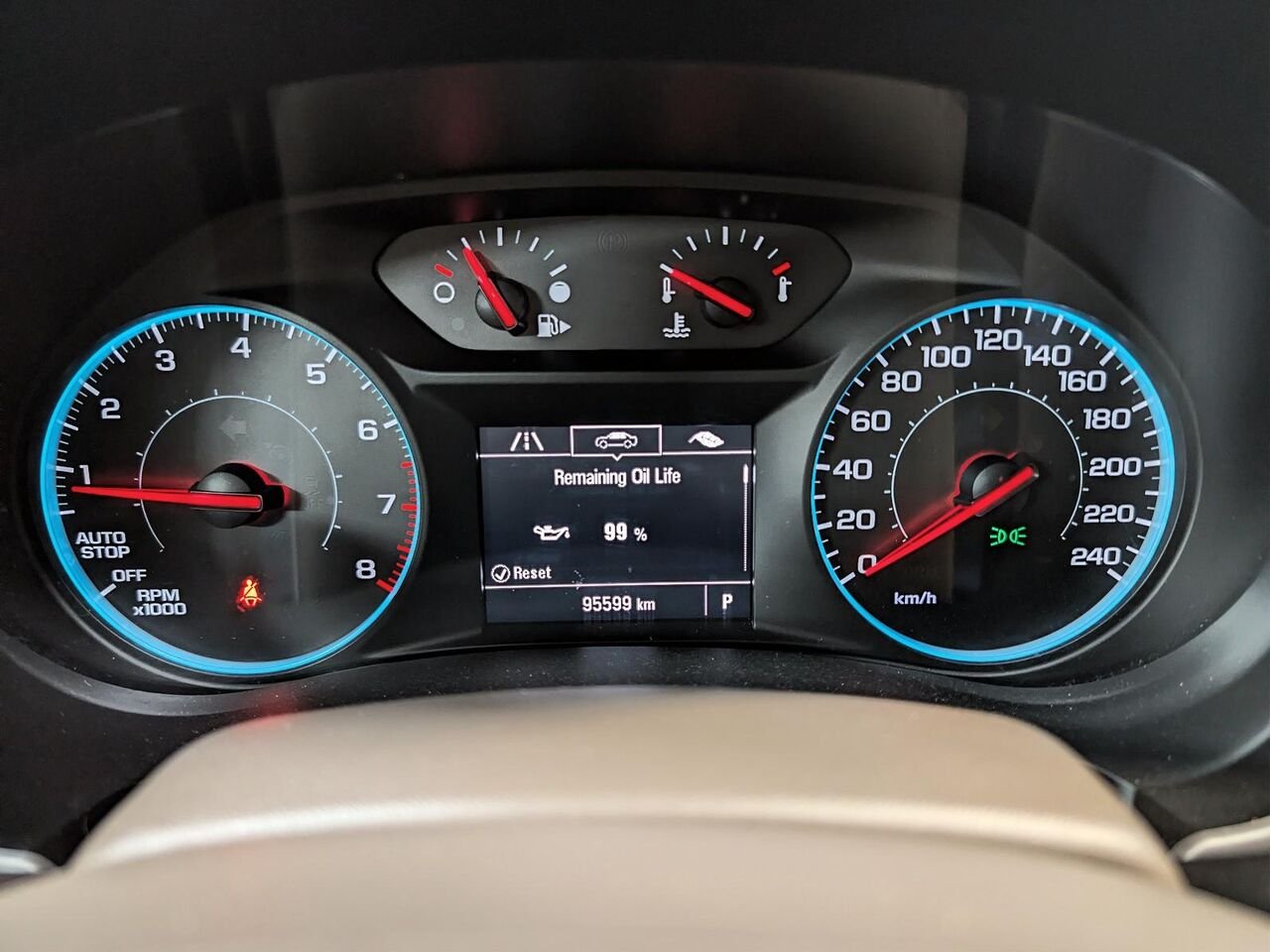 Chevrolet Malibu L berline 4 portes avec 1VL 2017 Gris Saint-Hyacinthe - photo #16