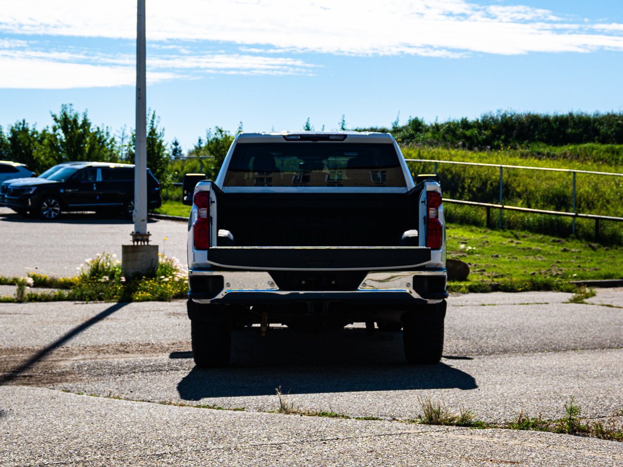 2024 Chevrolet Silverado 2500HD 4WD Crew Cab 159 LT White Sherwood Park - photo #14