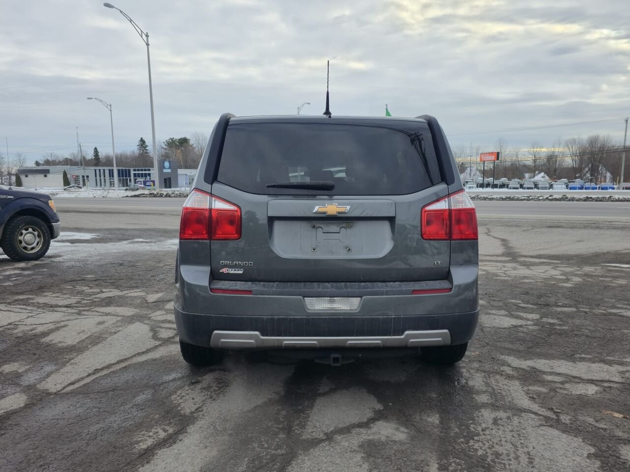 2012 Chevrolet Orlando Grey  - photo #2