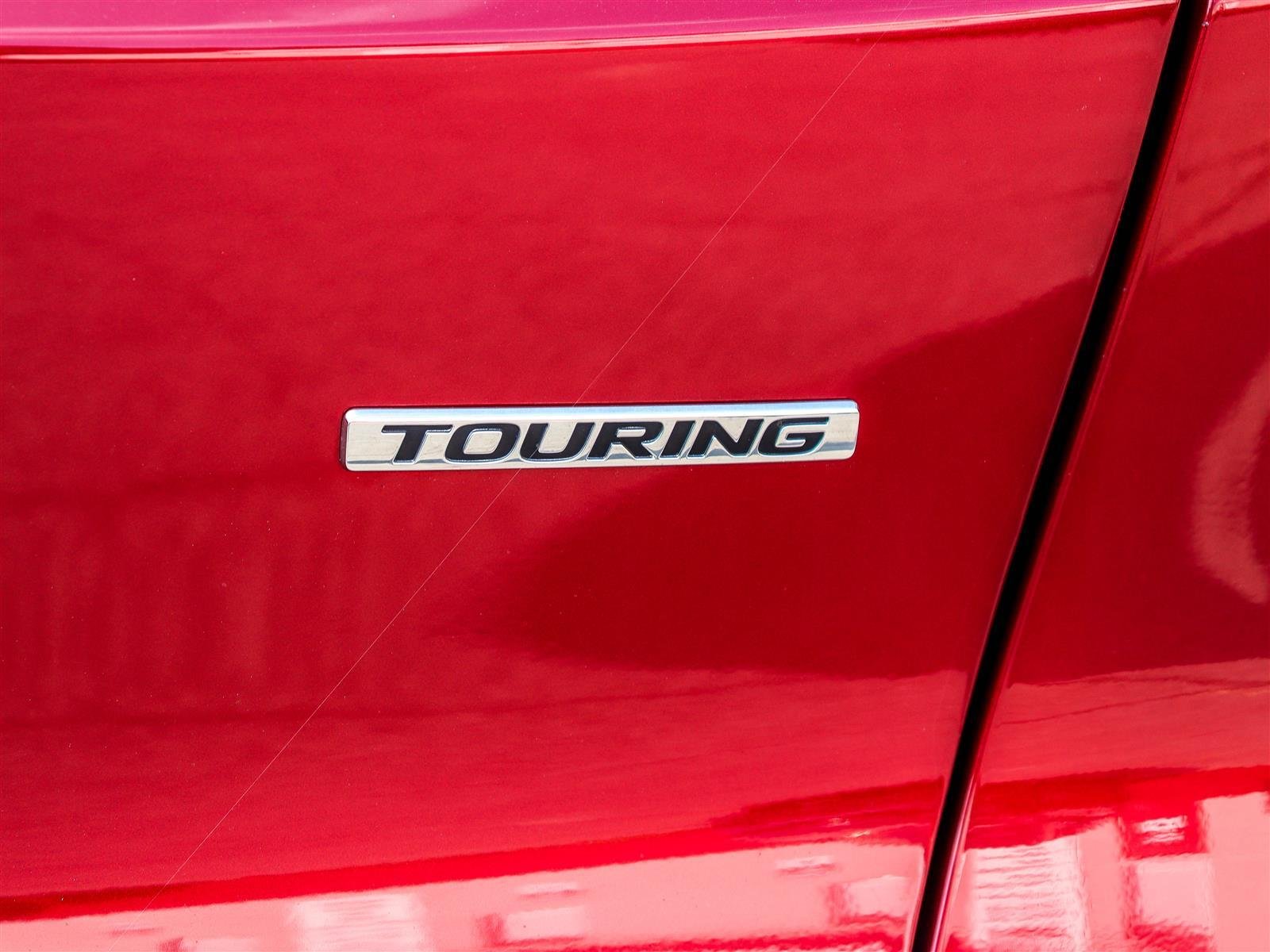 Honda CR-V hybride Touring 2023 Red Ottawa & Gatineau - photo #20