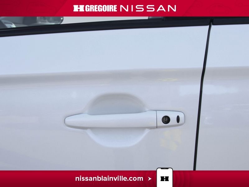 2018 Mitsubishi Outlander White Blainville - photo #27