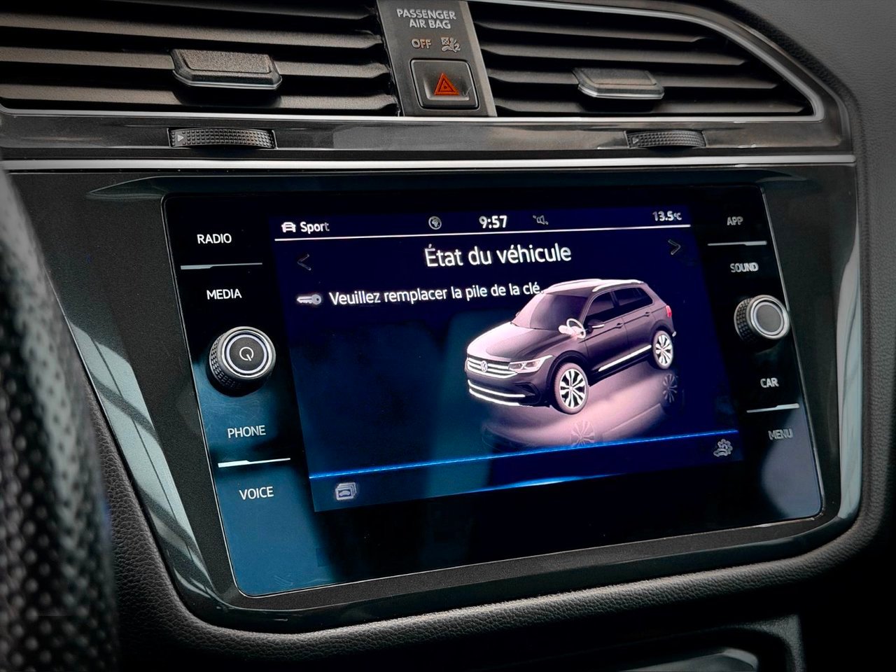 2024 Volkswagen Tiguan Silver Notre-Dame-des-Prairies - photo #27