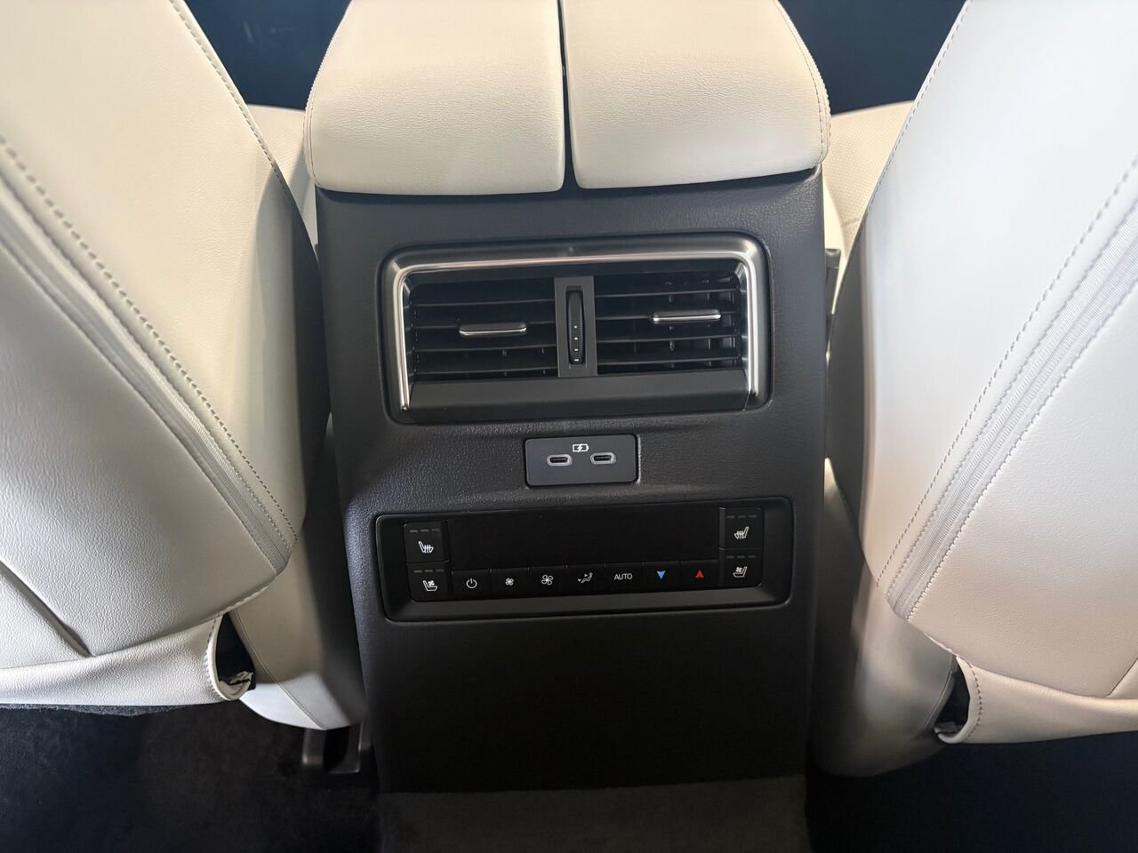2026 MAZDA CX-90 PHEV Signature TI Machine Grey Metallic Châteauguay - photo #8