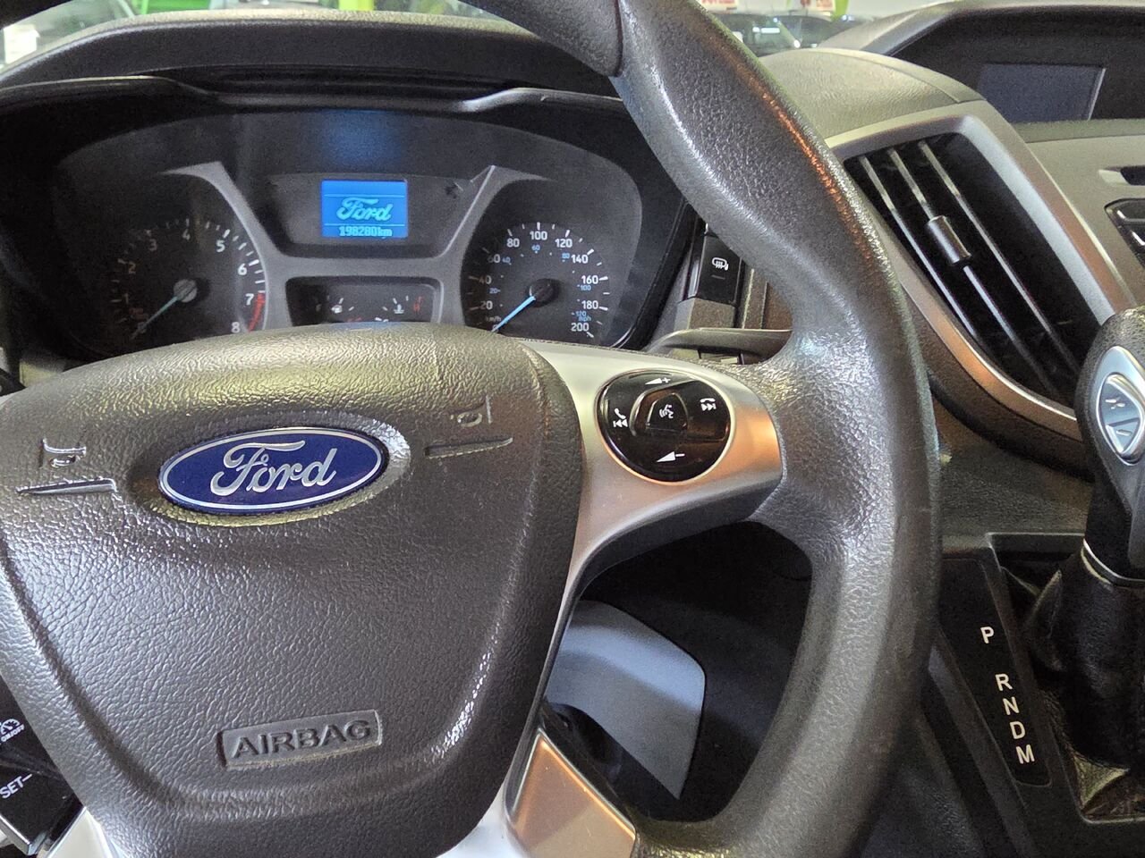 Ford Transit fourgon utilitaire 2018 Longueuil, - photo #13