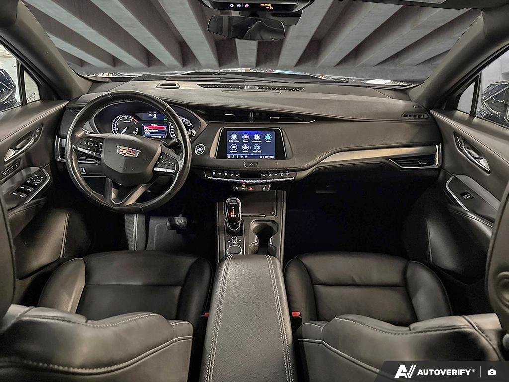 2021 Cadillac XT4 2601963A | AWD Premium Luxury Blue Edmonton - photo #22