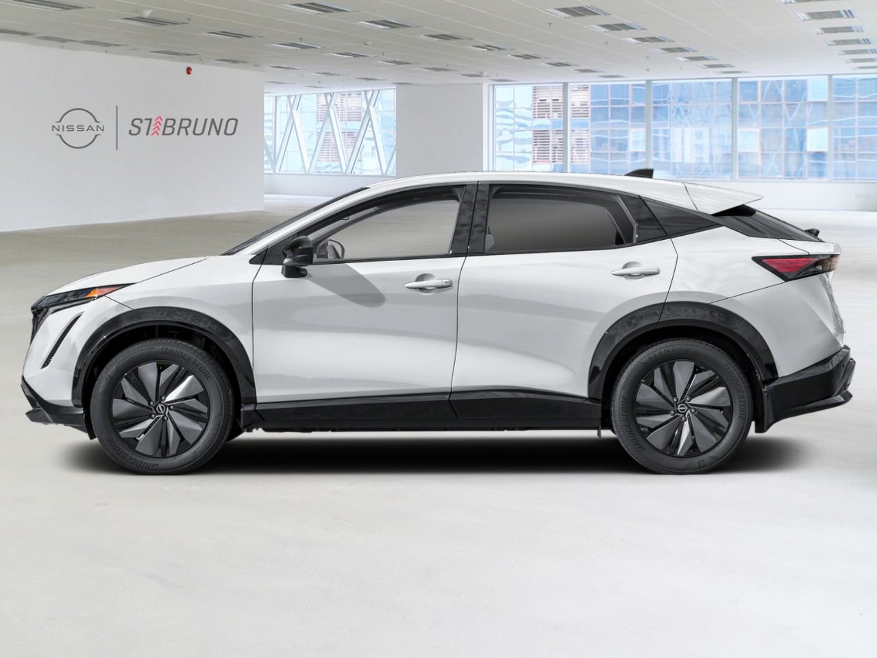 Nissan ARIYA 2026 Blanc Everest nacré triple couche Saint-Basile-le-Grand - photo #1