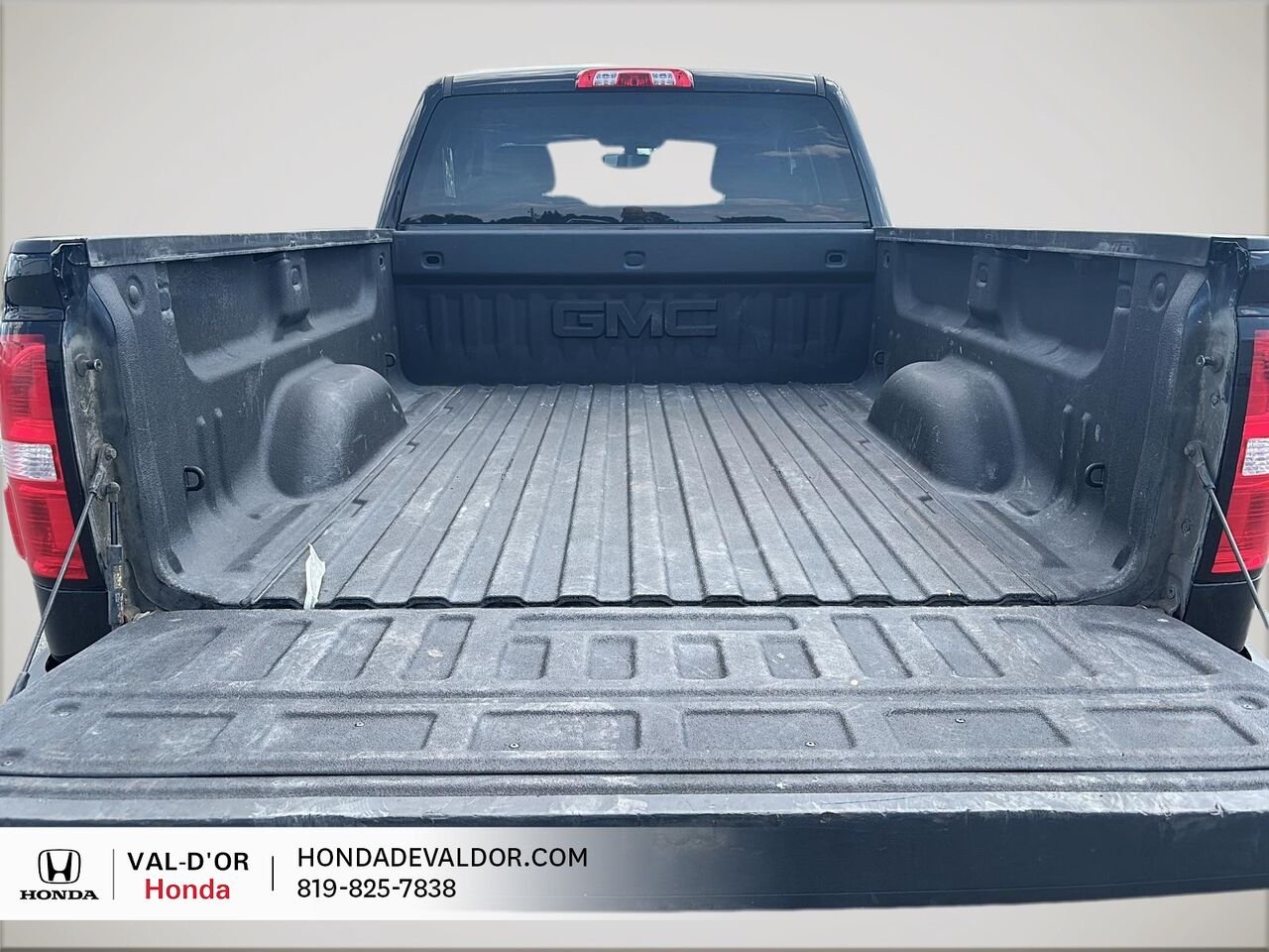 GMC Sierra 1500 Cabine double 4RM 143,5 po 2018 Noir Val-d'Or - photo #10