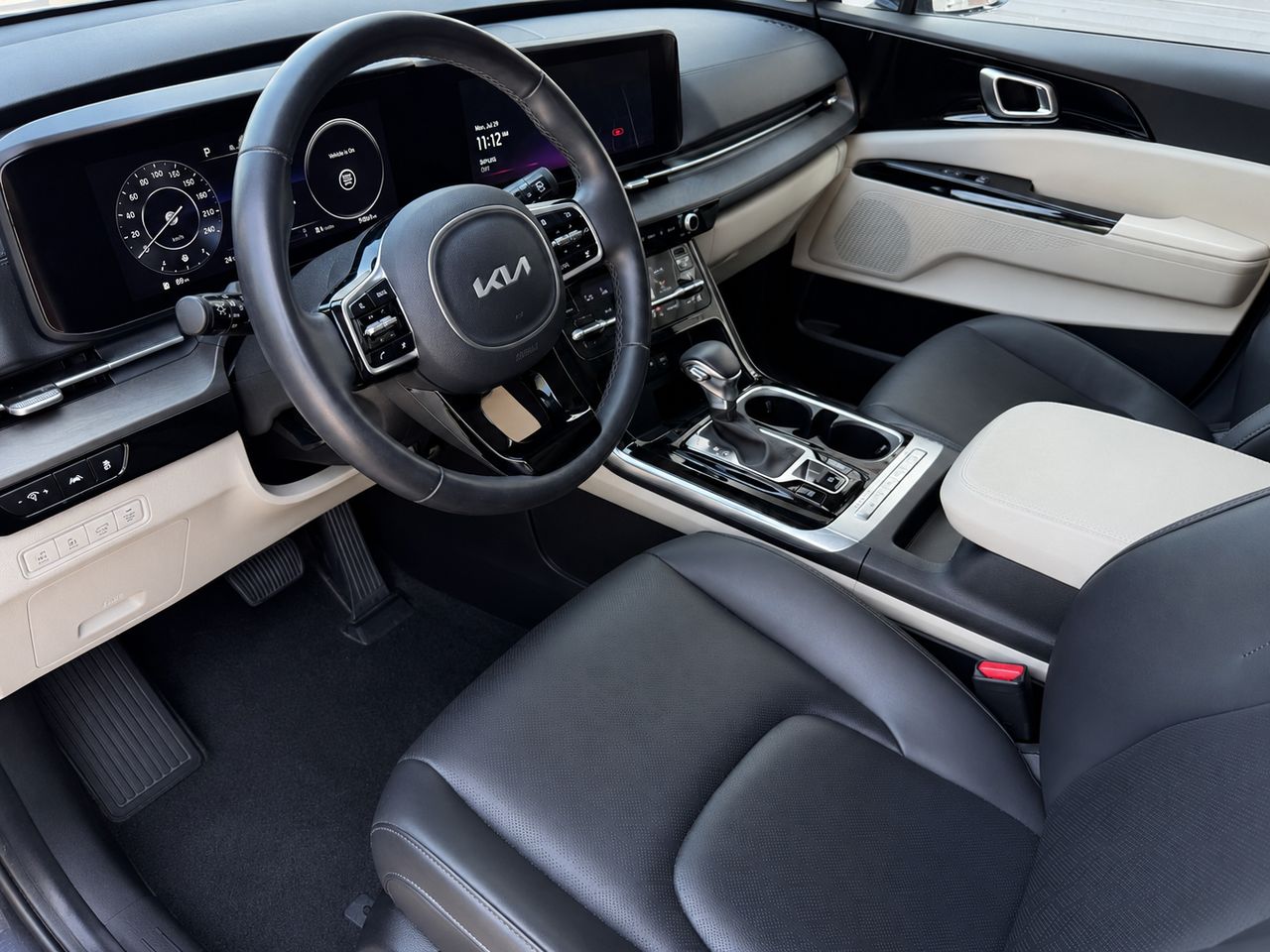 2023 Kia Carnival