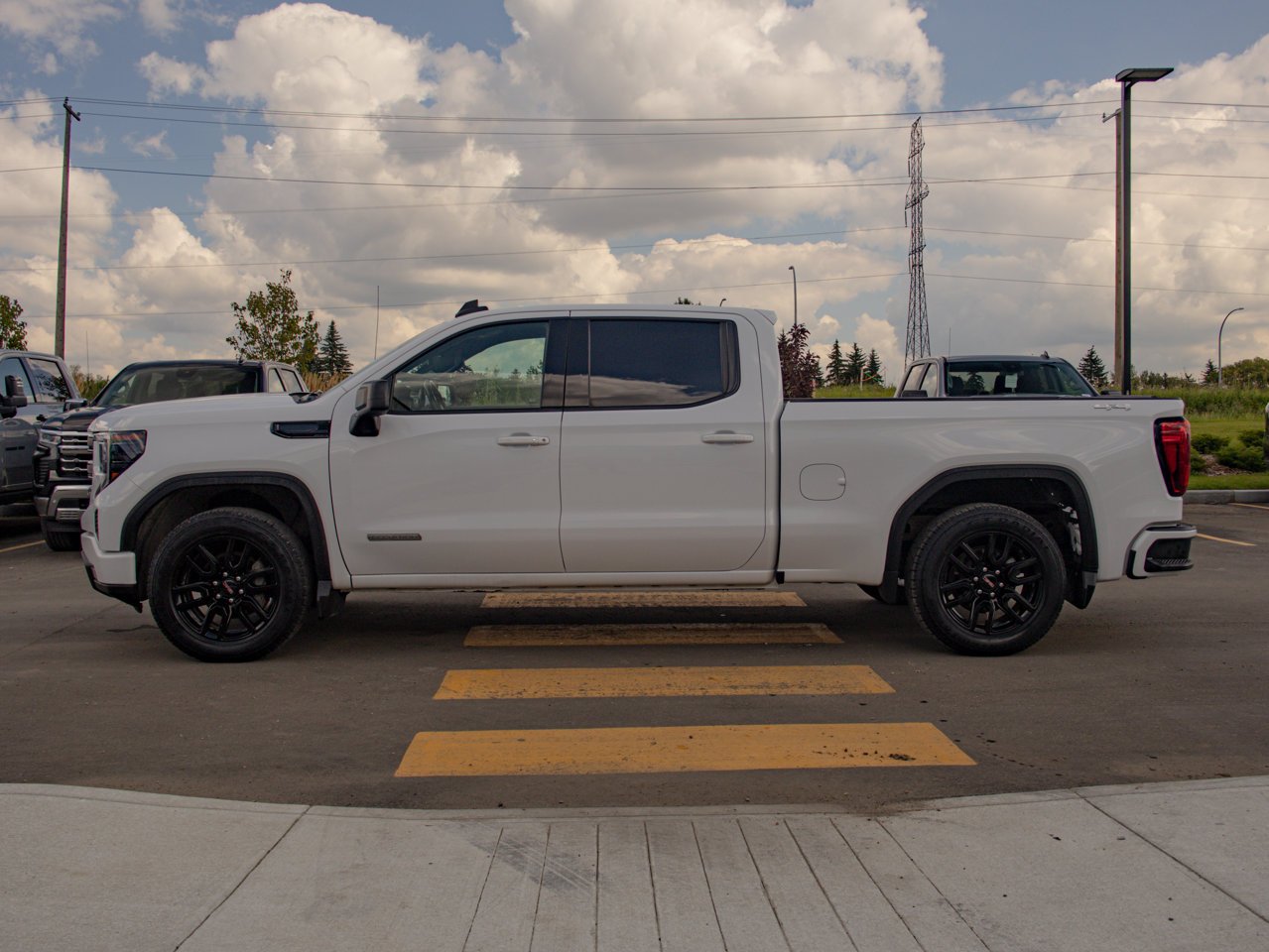 2024 GMC Sierra 1500 4WD Crew Cab 157 Elevation White Sherwood Park - photo #6