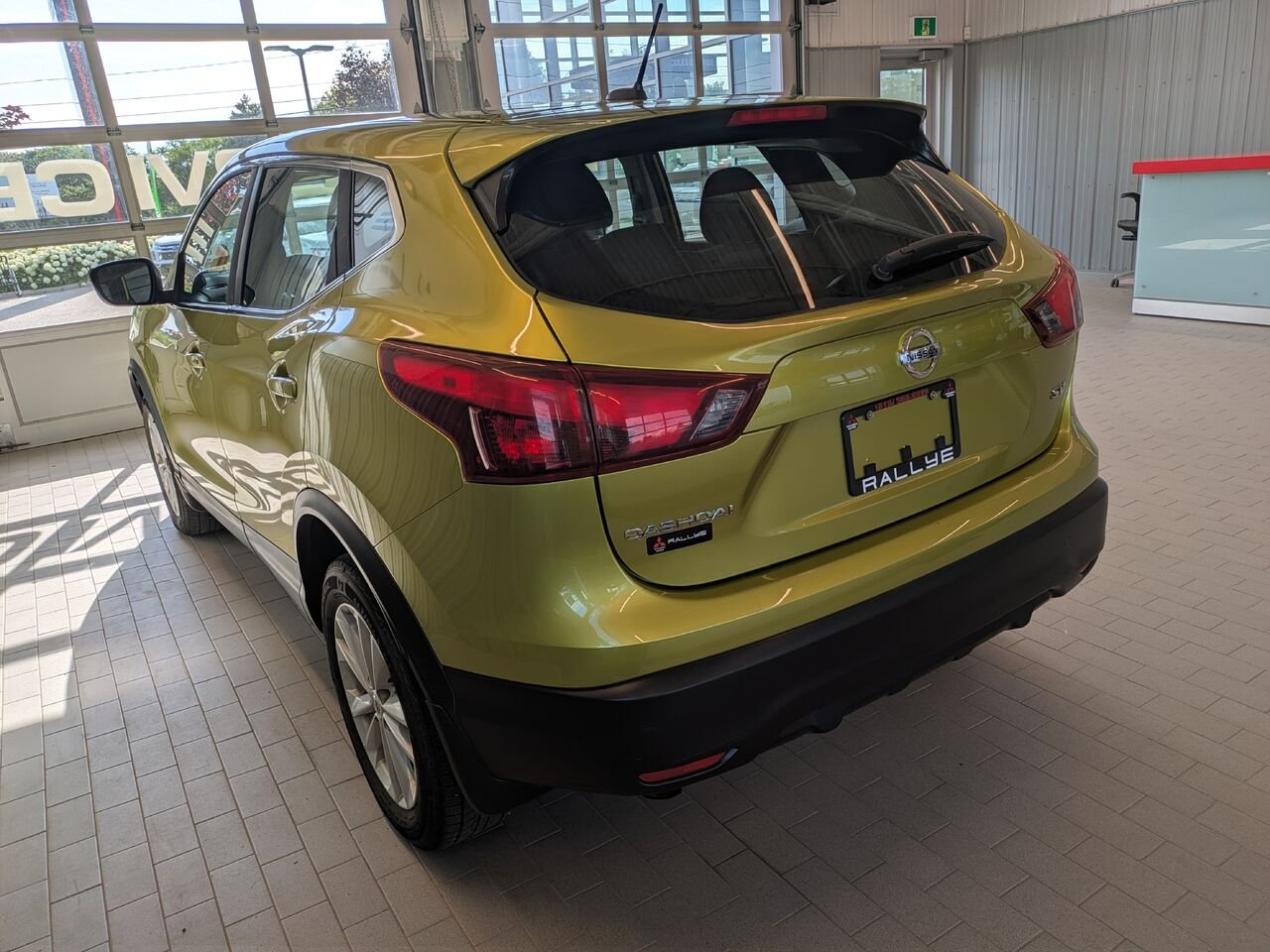 2017 Nissan Qashqai Green Gatineau - photo #17