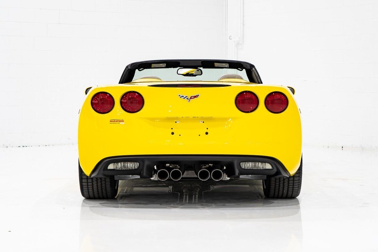 2008 Chevrolet Corvette PRIX EN USD | With Only 900km (563mi) From New With Window Sticker Yellow Montreal - photo #83