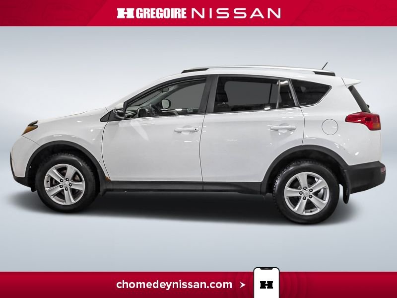 2013 Toyota Rav 4 White Laval - photo #4